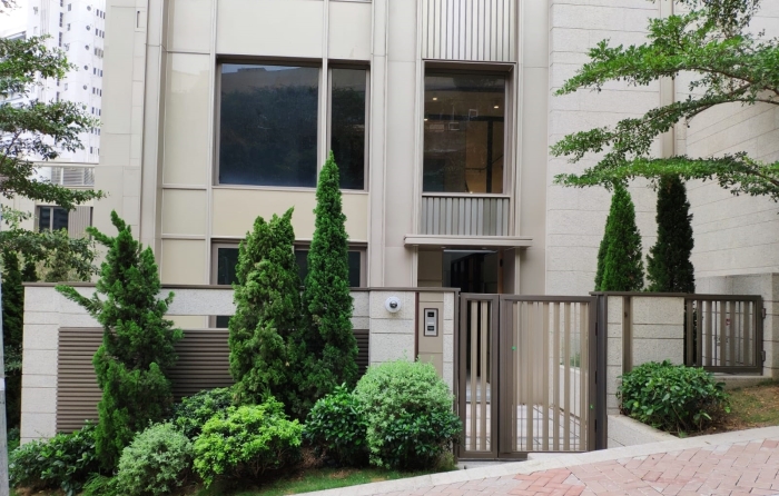 4b1b445e-ffc3-4d9f-be22-27df0019d966